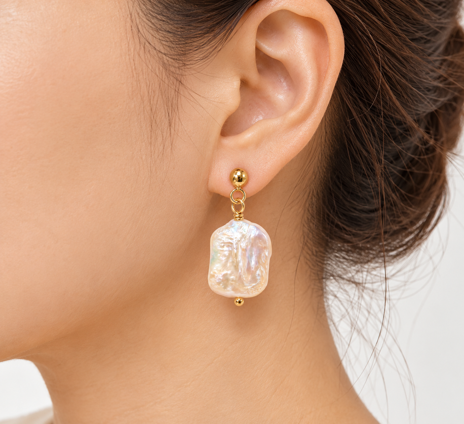 Fresh Water Flat Keshi Pearl Alloy Dot Earring