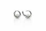 Fresh water pearl 5.5-6mm huggie hoop zinc alloy earring 14.5x15.5mm