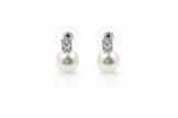 Shell pearl 10-10.5mm with zircon zinc alloy stud earring 10x15mm