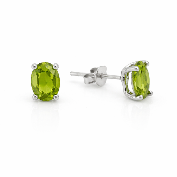 Peridot oval 925 silver earring 0.7x0.5mm
