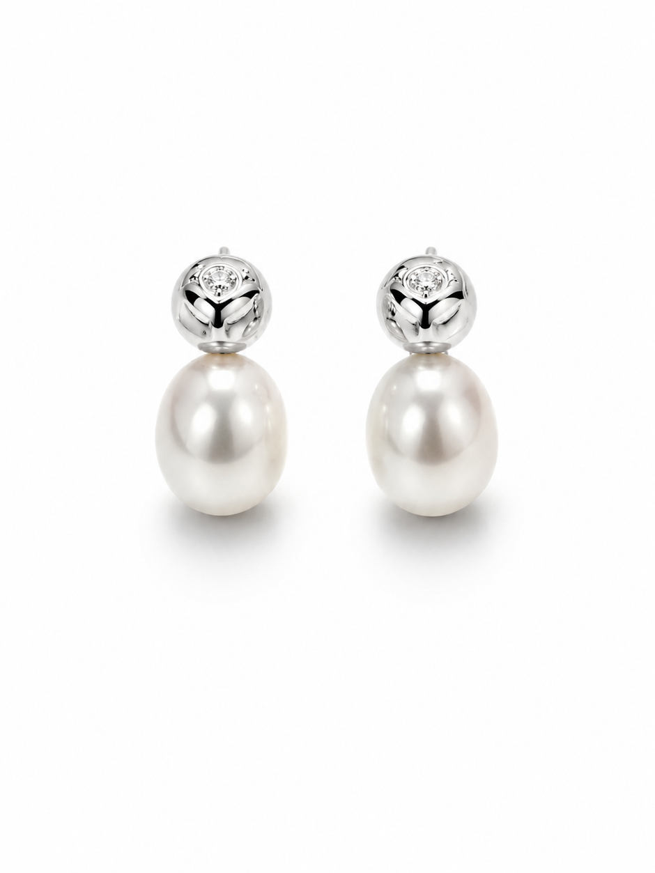 Fresh Water Pearl Rice Hammered Alloy Earring