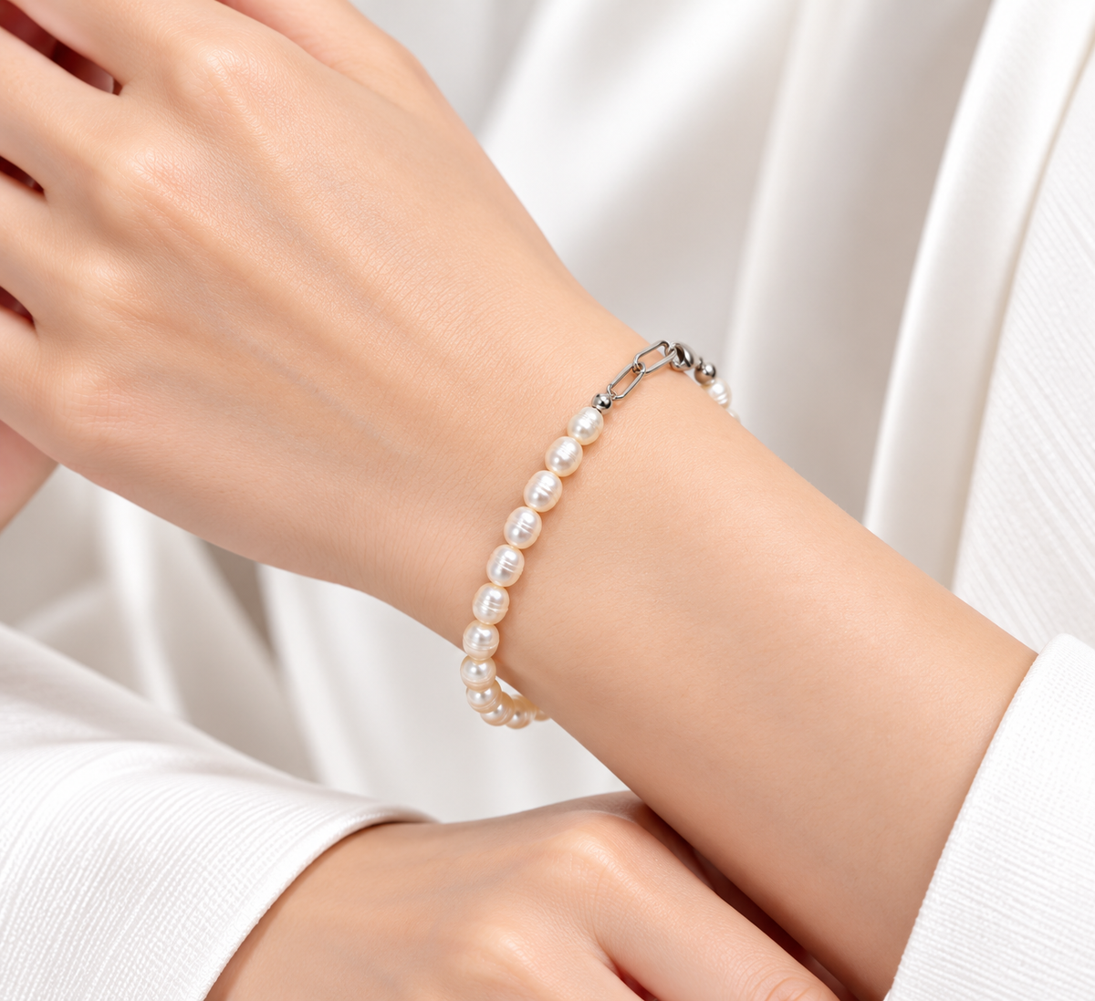 Fresh Water Pearl Rice 4-4.5MM Strand Bracelet